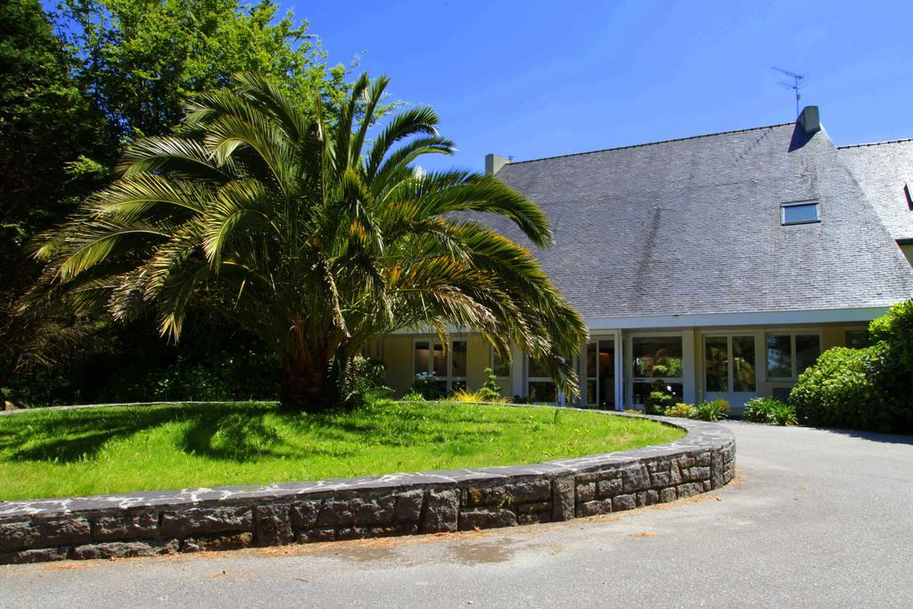 Latitude Ouest Hotel Restaurant & Spa Locronan Εξωτερικό φωτογραφία