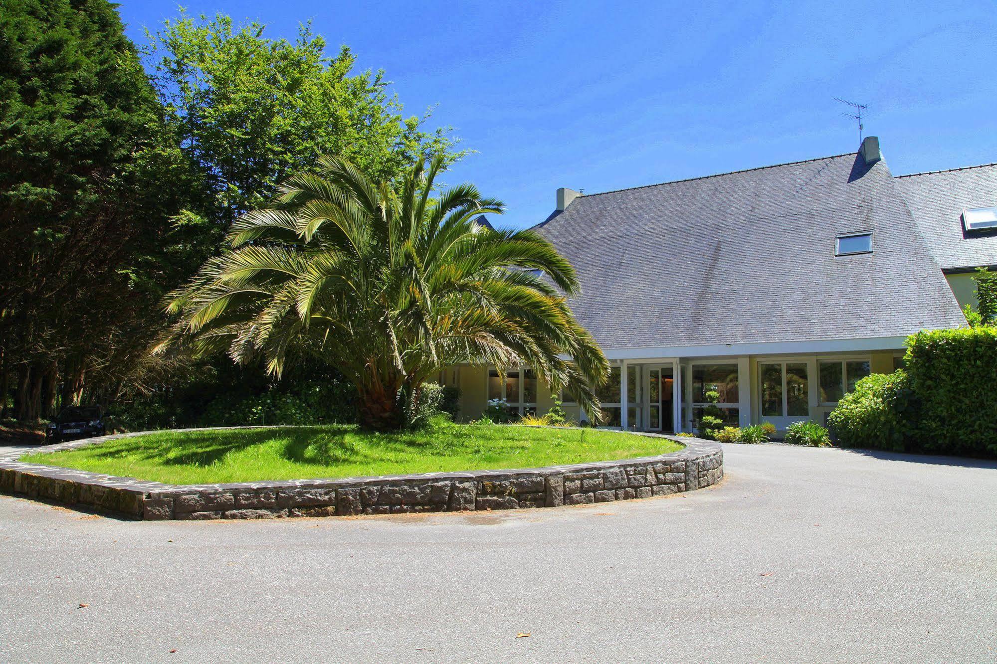 Latitude Ouest Hotel Restaurant & Spa Locronan Εξωτερικό φωτογραφία