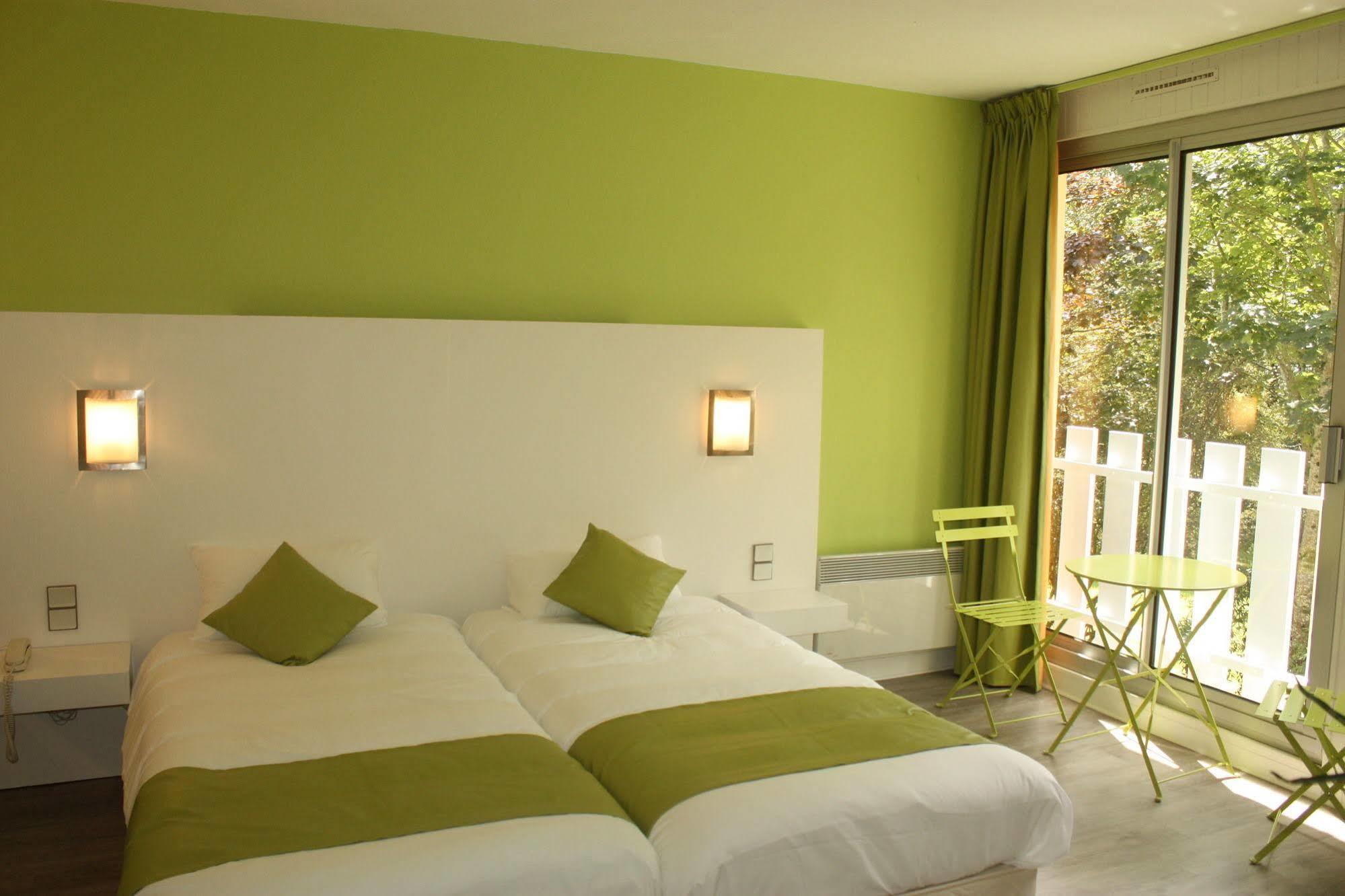 Latitude Ouest Hotel Restaurant & Spa Locronan Εξωτερικό φωτογραφία