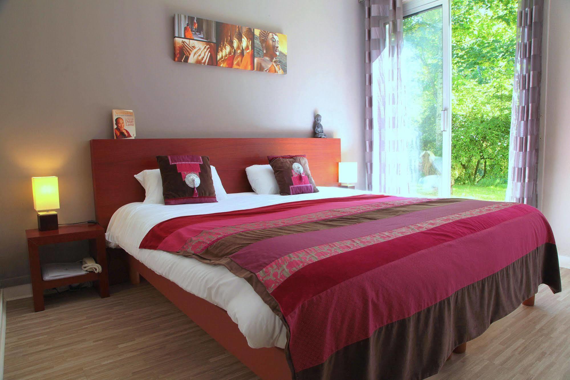 Latitude Ouest Hotel Restaurant & Spa Locronan Εξωτερικό φωτογραφία