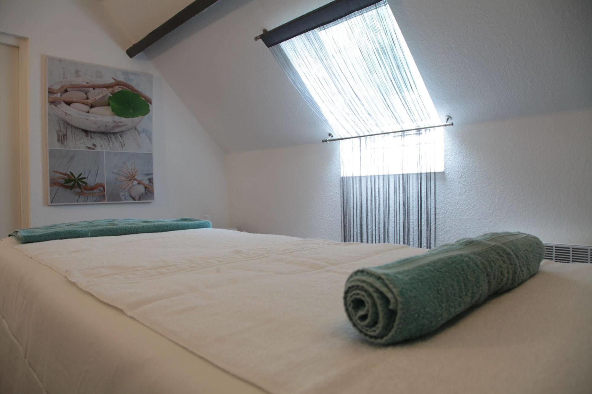 Latitude Ouest Hotel Restaurant & Spa Locronan Εξωτερικό φωτογραφία