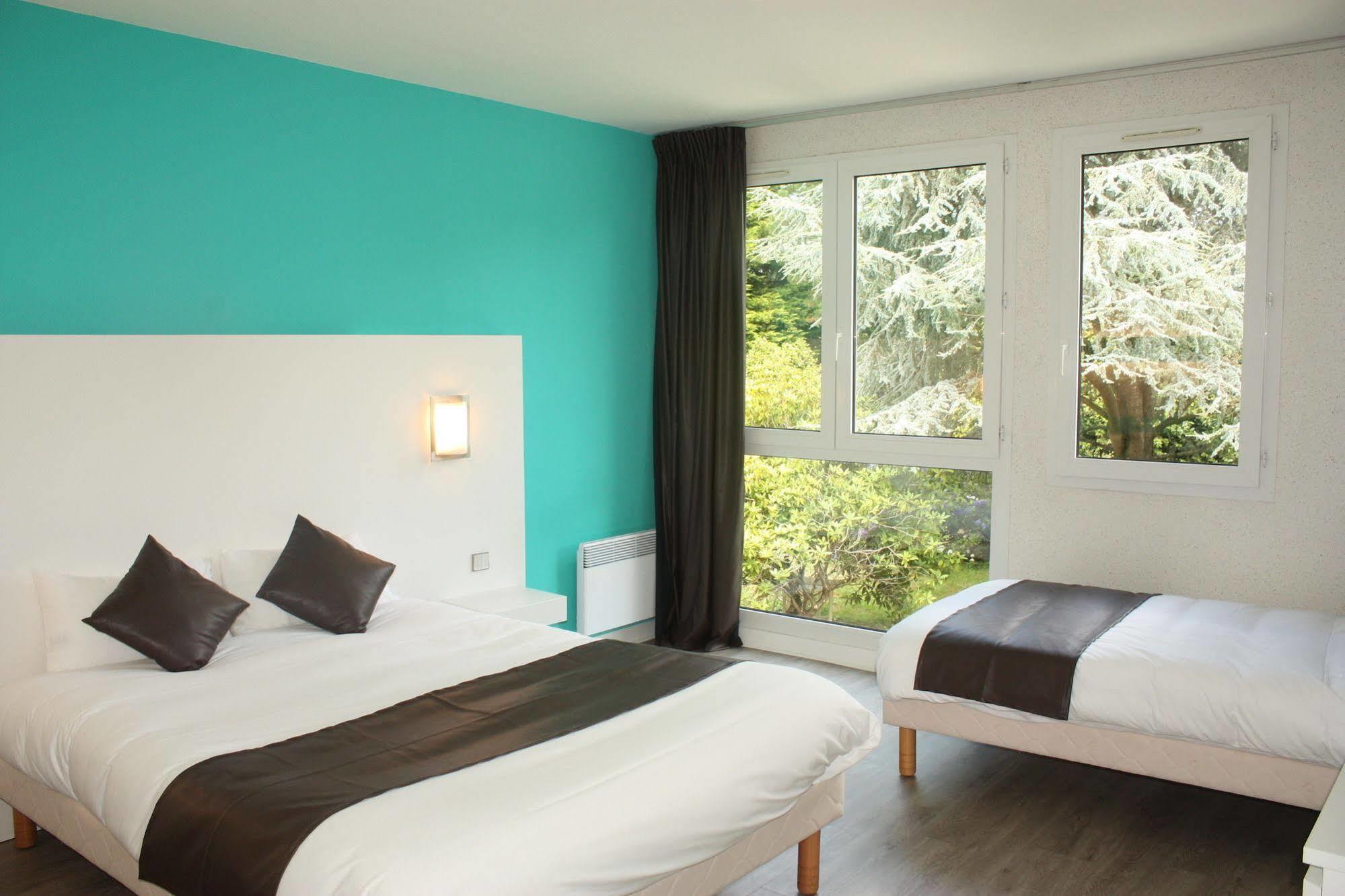 Latitude Ouest Hotel Restaurant & Spa Locronan Εξωτερικό φωτογραφία